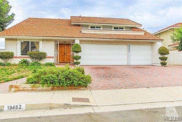 2nd image of 19462 Twin Hills Pl