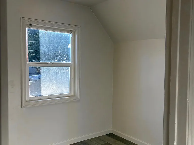 26516 Pine Ave #B — Photo 4