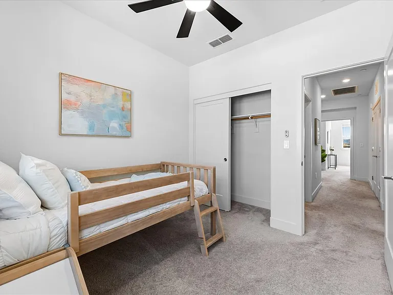 3910 Scottfield St — Photo 36