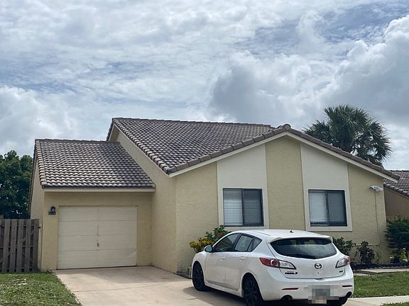 3rd image of 6228 Country Fair Cir