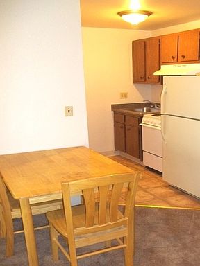 2nd image of 543 W 6th St APT B10