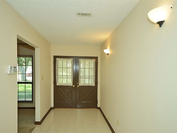 5th image of 3108 Las Brisas Dr