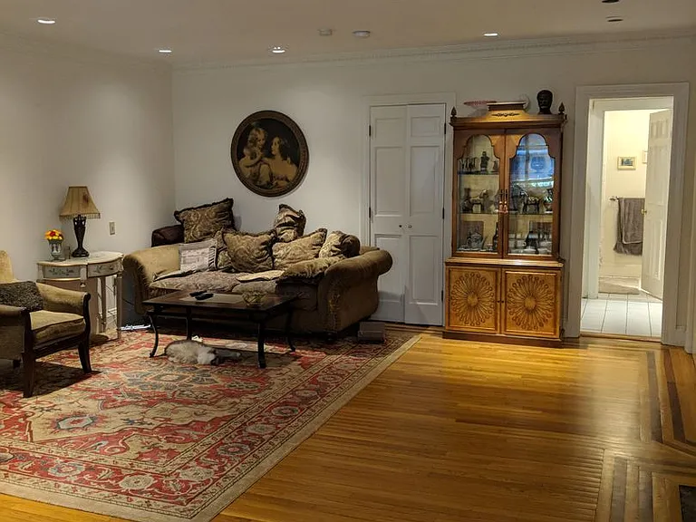 16 Commonwealth Avenue — Photo 20