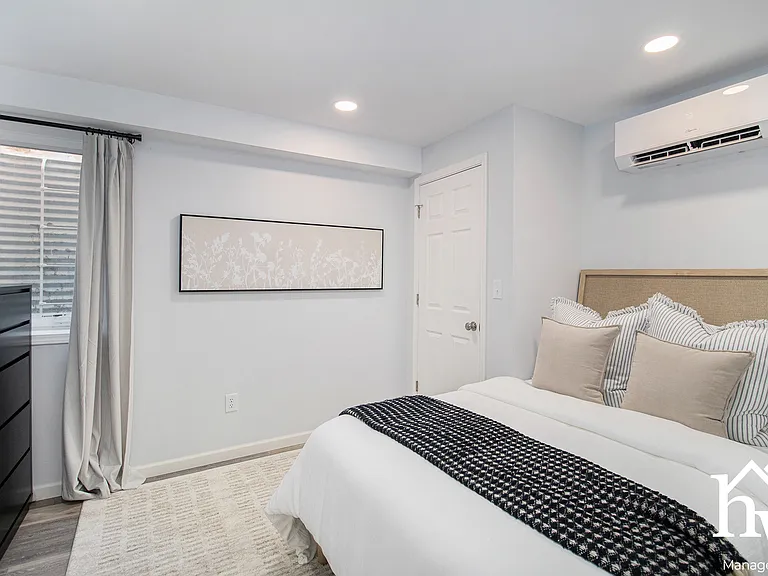 221 S Taylor St — Photo 19