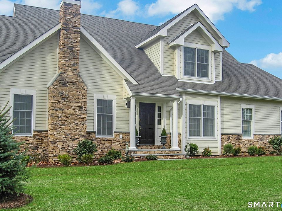 1st image of 638 Danbury Road #9