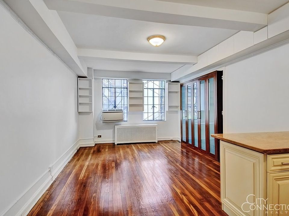 1st image of 312 E 42nd St #404