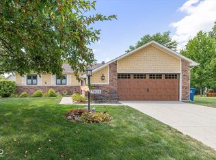 7813 Ashton Ln, Fishers, IN 46038