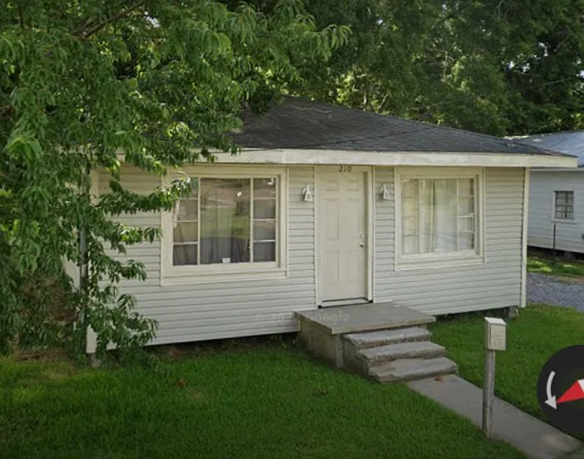 210 Jolivet St