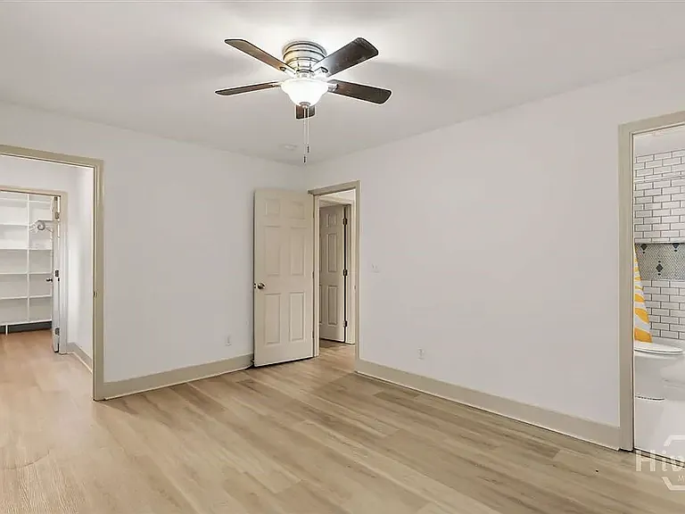 1714 Le Grand St #B — Photo 14