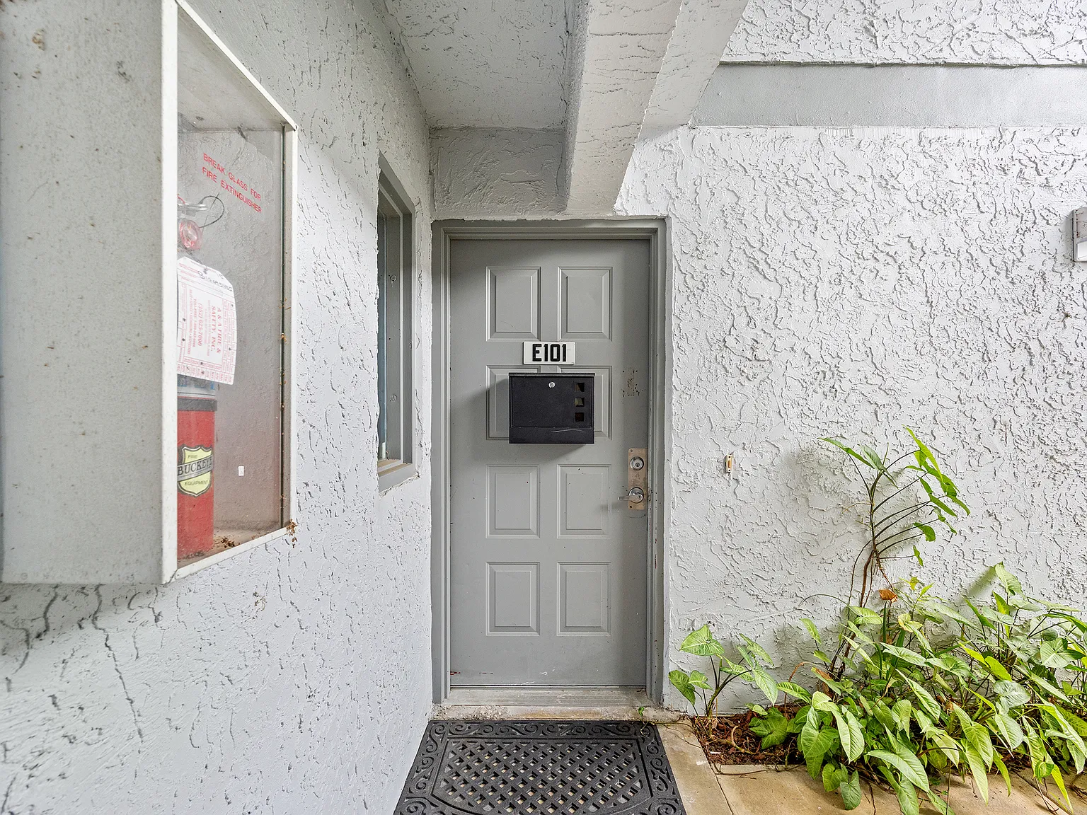 588 Fairways Lane - E101 — Photo 4