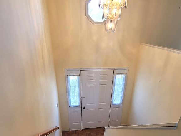 4th image of 623 Buckner Dr