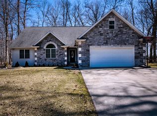 53182 Beech Grove Dr, Bristol, IN 46507