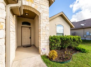 377 Dragon Ridge Rd, Buda, TX 78610