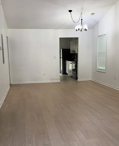 135 Harvest Ct — Photo 2