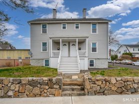 38 Soundview Ave, Stamford, CT