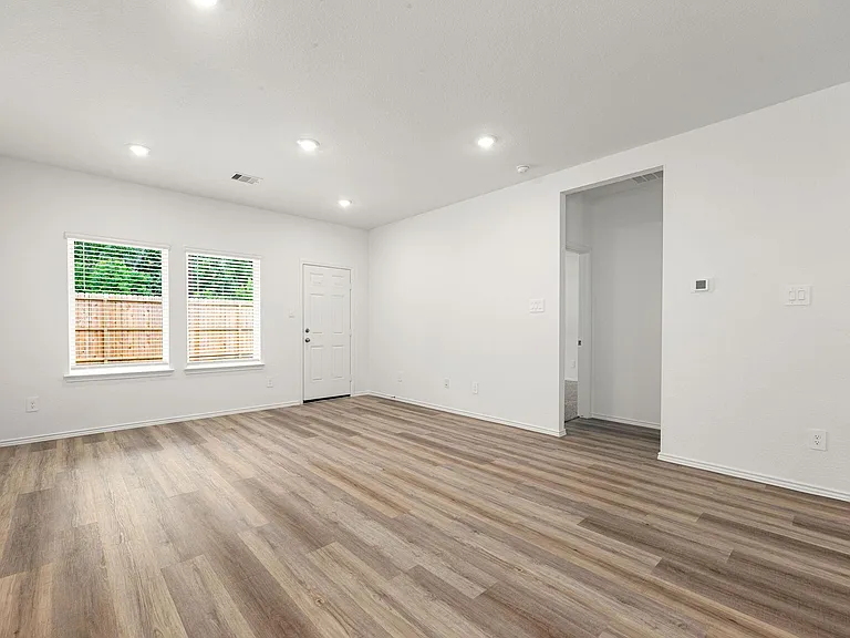 16718 Paintbrush Hollow Ln — Photo 14