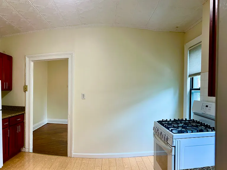 70 Nevins St #5 — Photo 16