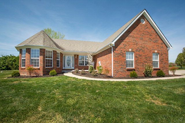 1st image of 200 Wyndham Ct