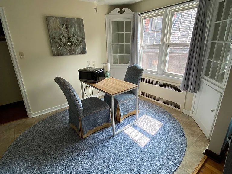 250 Lincoln Ave #4 — Photo 5
