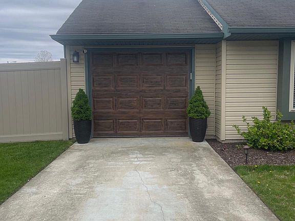 5th image of 1000 Micawber Dr