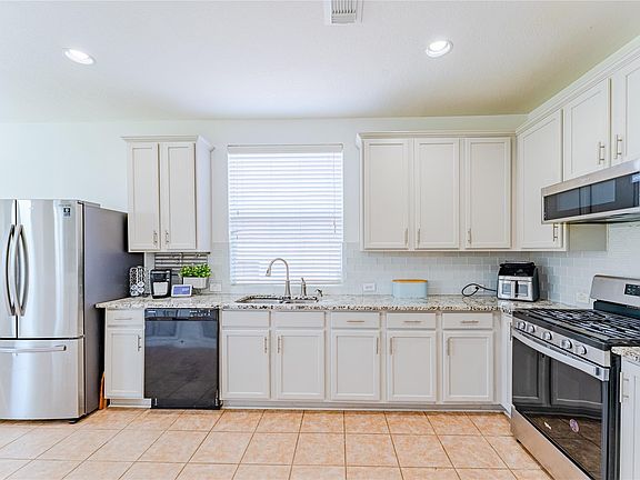 3rd image of 11023 N Auden Cir