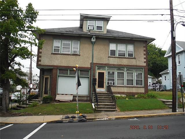 1st image of 107 E Northampton St