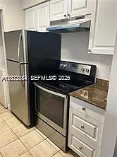 Royal Poinciana Condo — Photo 4