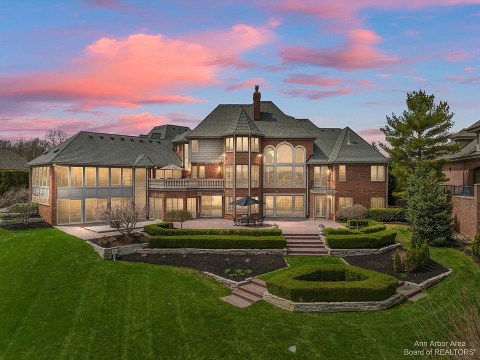 10721 Stoney Point Dr, South Lyon, MI 48178 Zillow