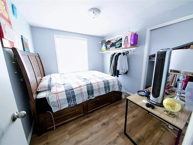 883 Assiniboine Cres — Photo 14