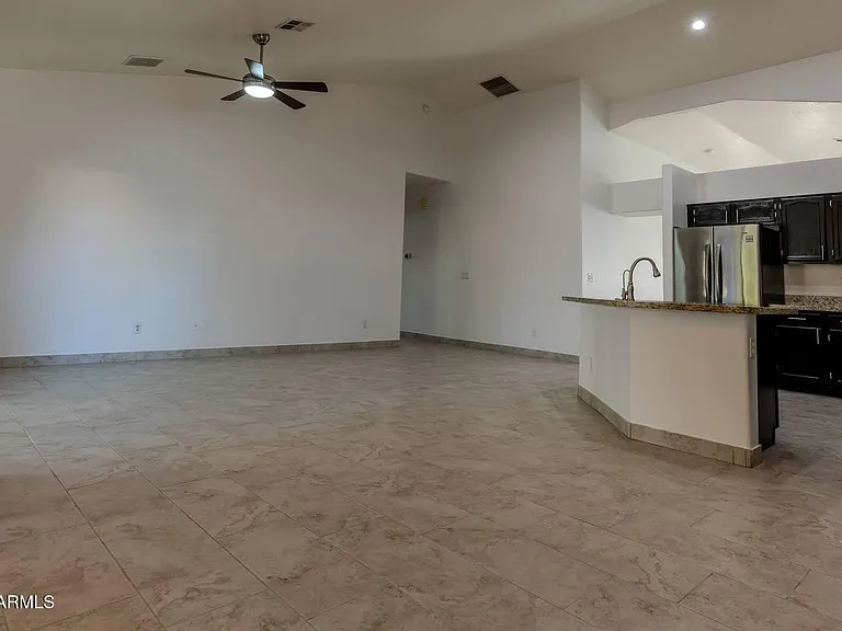 3125 E Cottonwood Ln — Photo 13