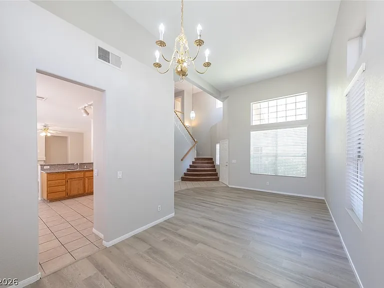 8233 Ruby Mountain Way — Photo 4