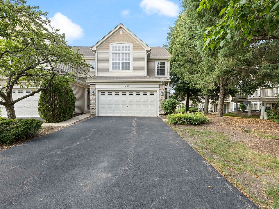 1st image of 487 Vaughn Cir