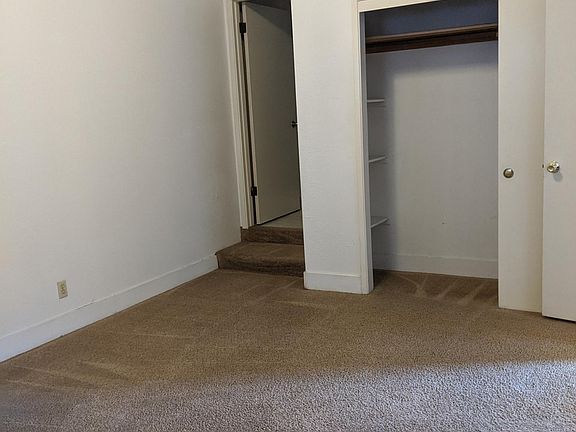 4th image of 203 Hubbard St APT D