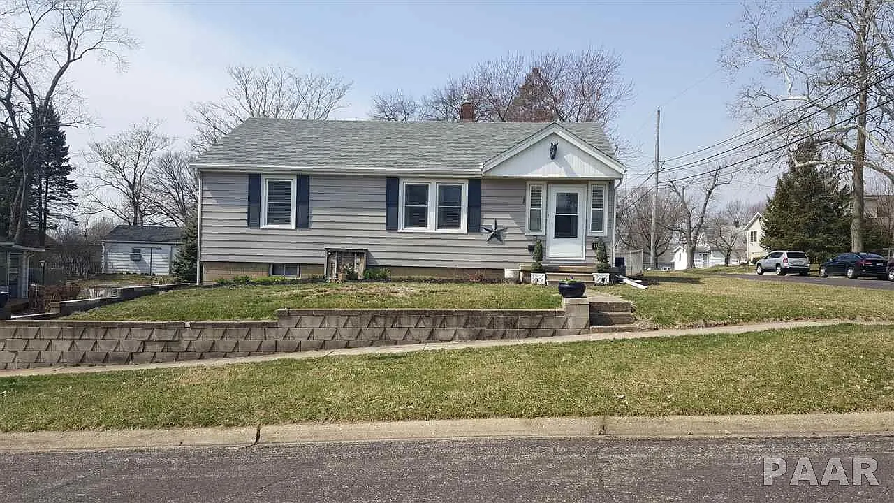 4441 N Constantine Ave photo 1