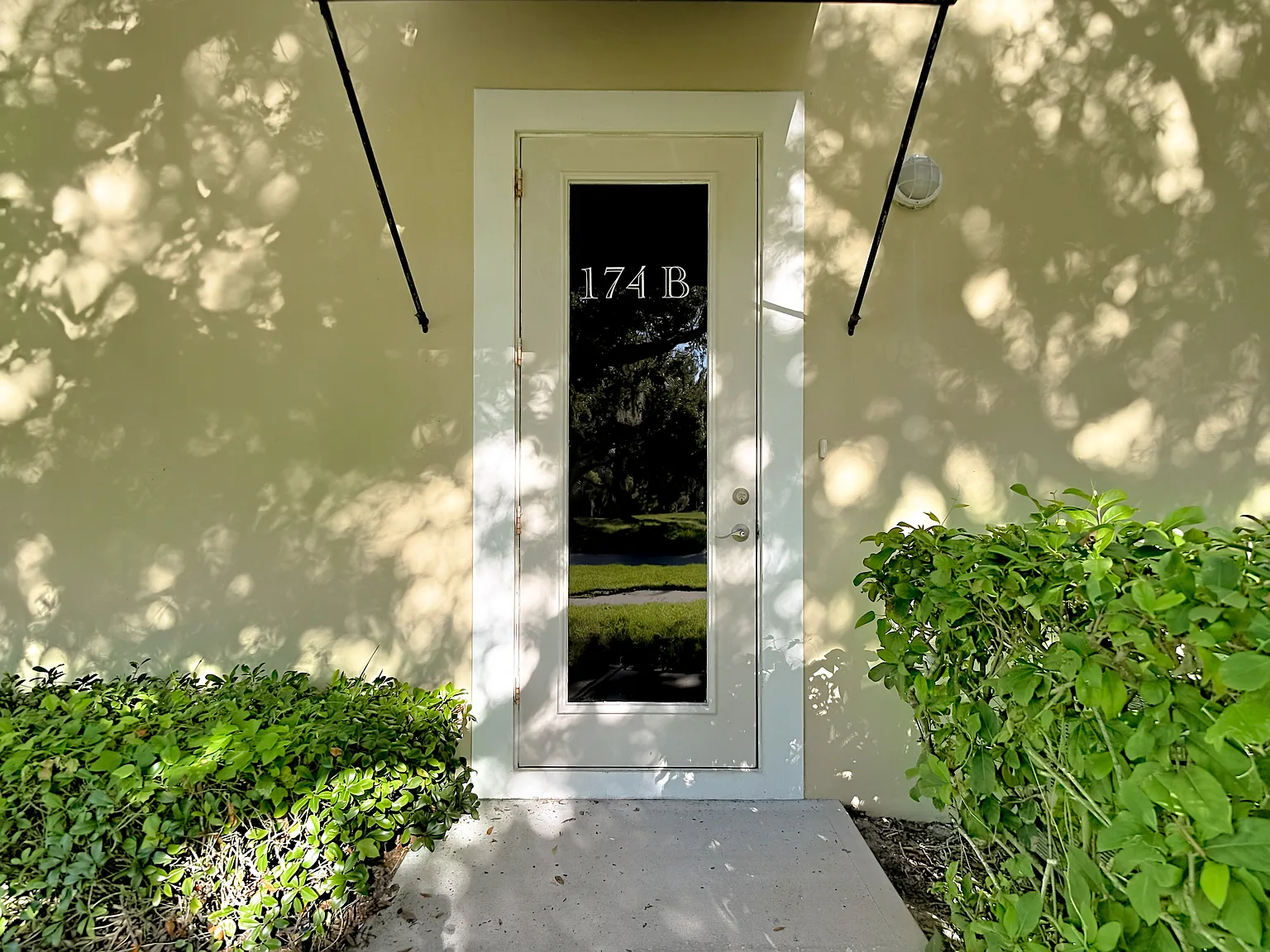 2 bed, 950 sqft, $2,300 — Photo 3