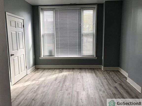 2nd image of 2756 W Monroe St #1