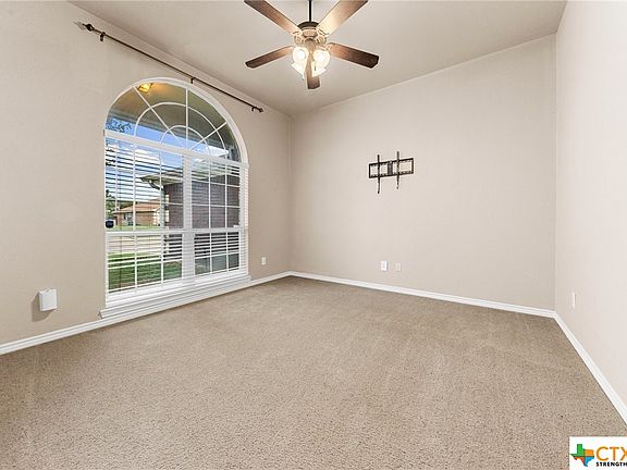 3rd image of 2414 Gail Dr
