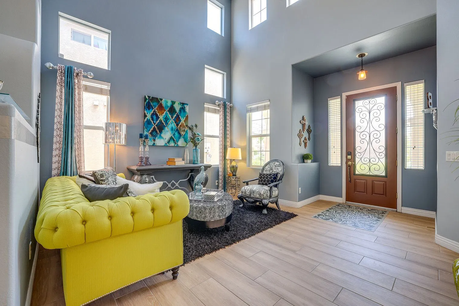 4 bed, 3.0 bath, 2690 sqft, $4,492 — Photo 2