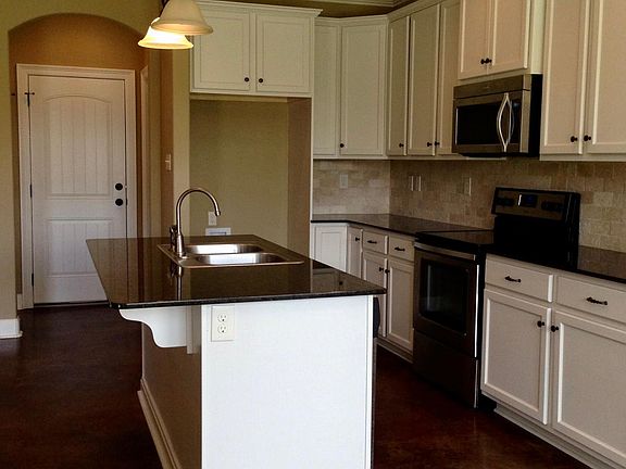 5th image of 122 Sugar Creek Dr