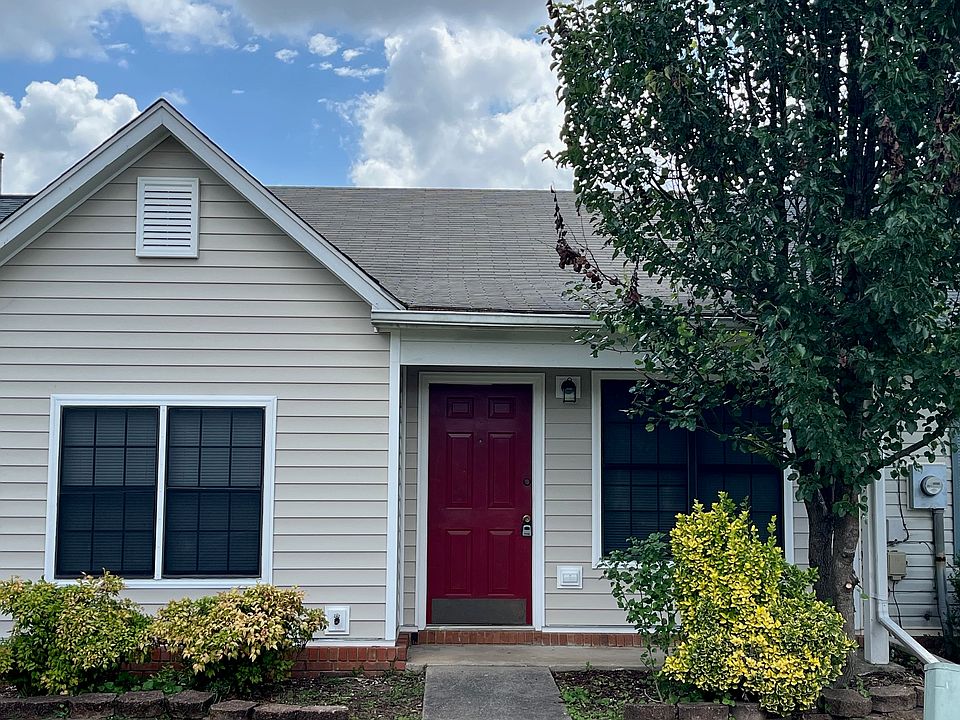 1st image of 2904 McDonald Dr SW #1