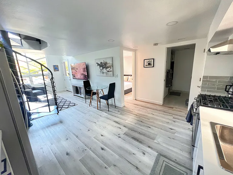 1505 San Dieguito Dr — Photo 8