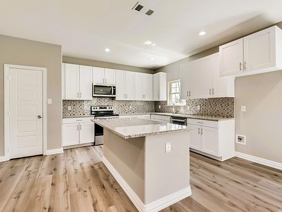 3rd image of 6342 Teague Dr