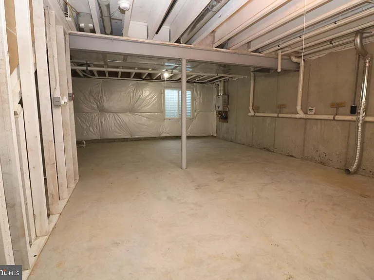 120 Salerno Dr — Photo 18