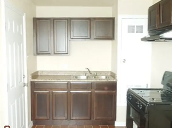 5109 Trowbridge Dr, El Paso, TX 79903