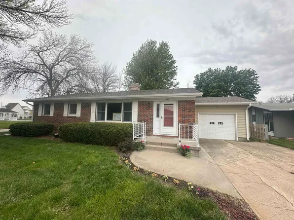 960 S 9th St, Albion, NE 68620