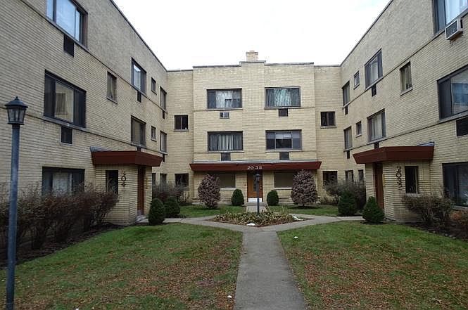 1st image of 2038 W Jarvis Ave