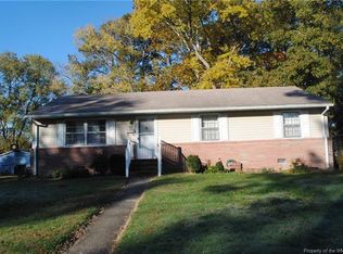 32 Prince William Rd, Newport News, VA 23608