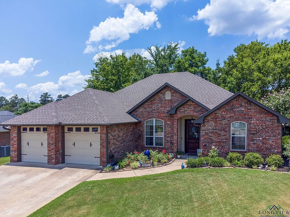 1st image of 905 Woodridge Cir