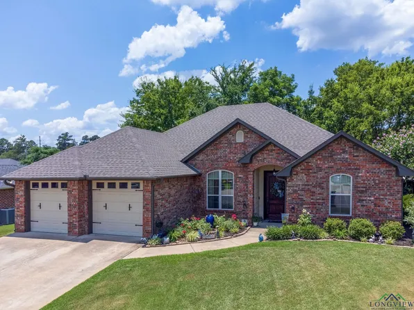 905 Woodridge Cir, Longview, TX 75601