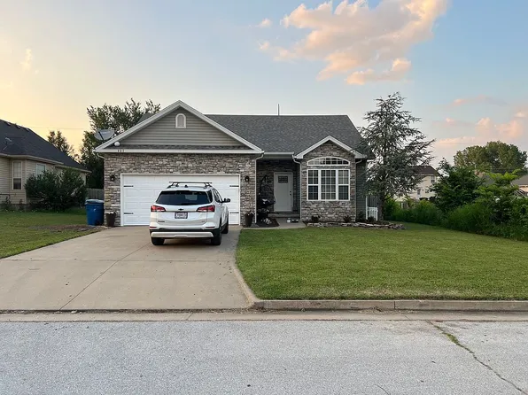 407 Marshall Ave, Carl Junction, MO 64834